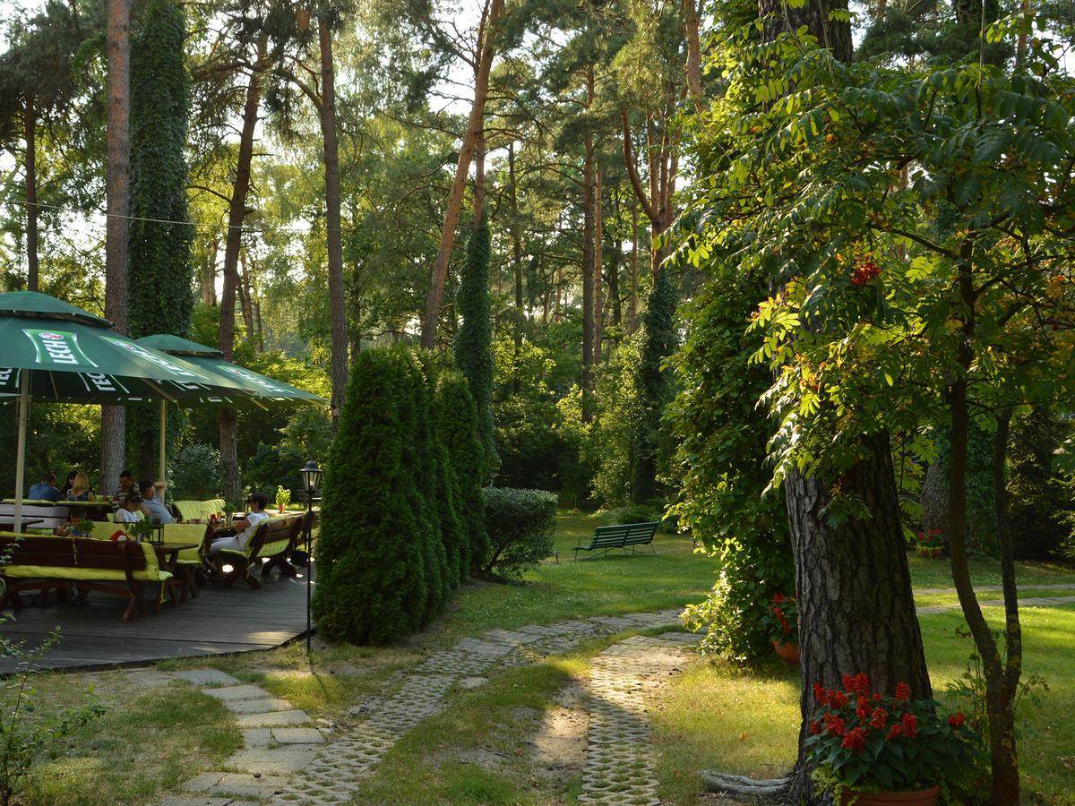 Lesny Dworek Wyszków Exterior foto